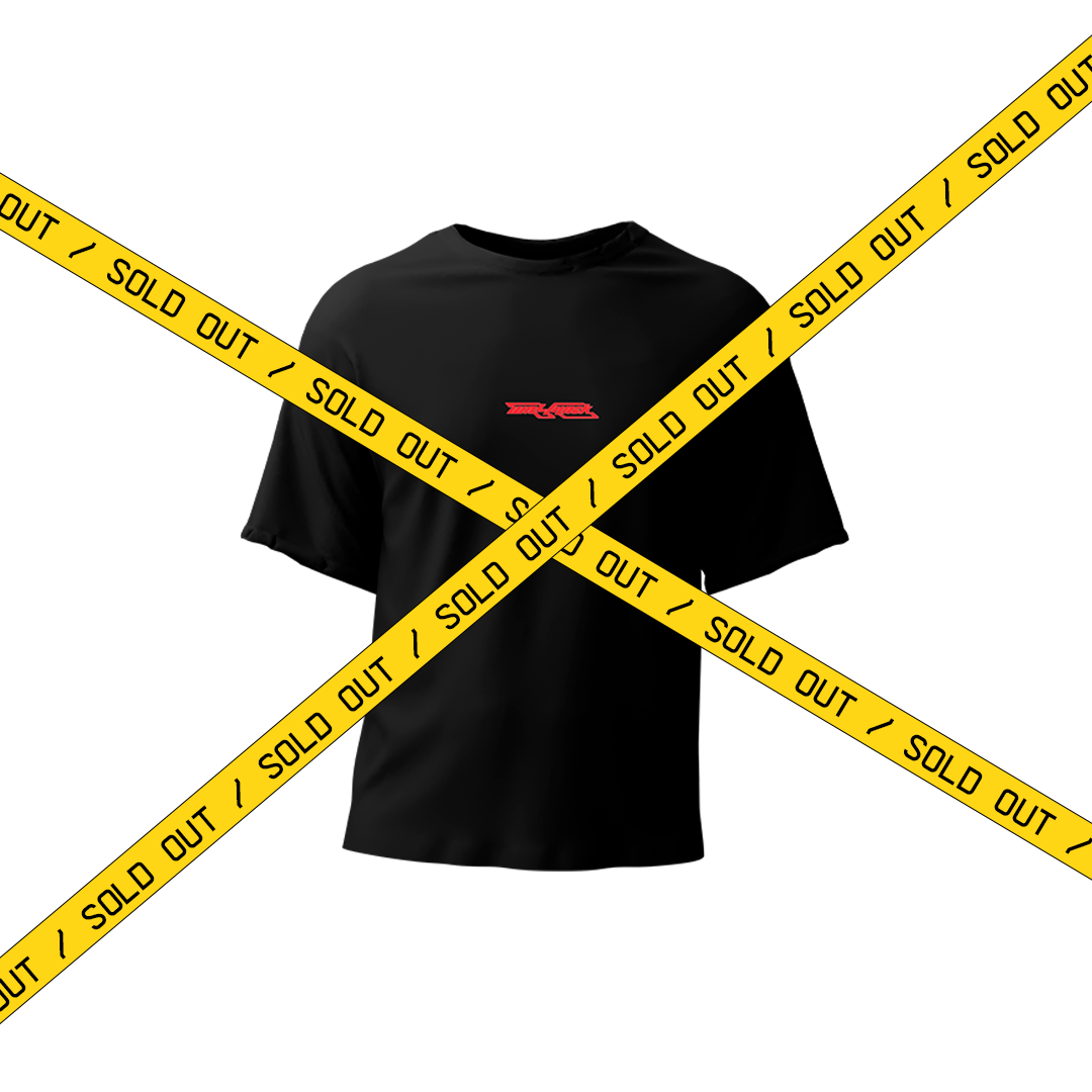 T-Shirt - Twisted Hallway