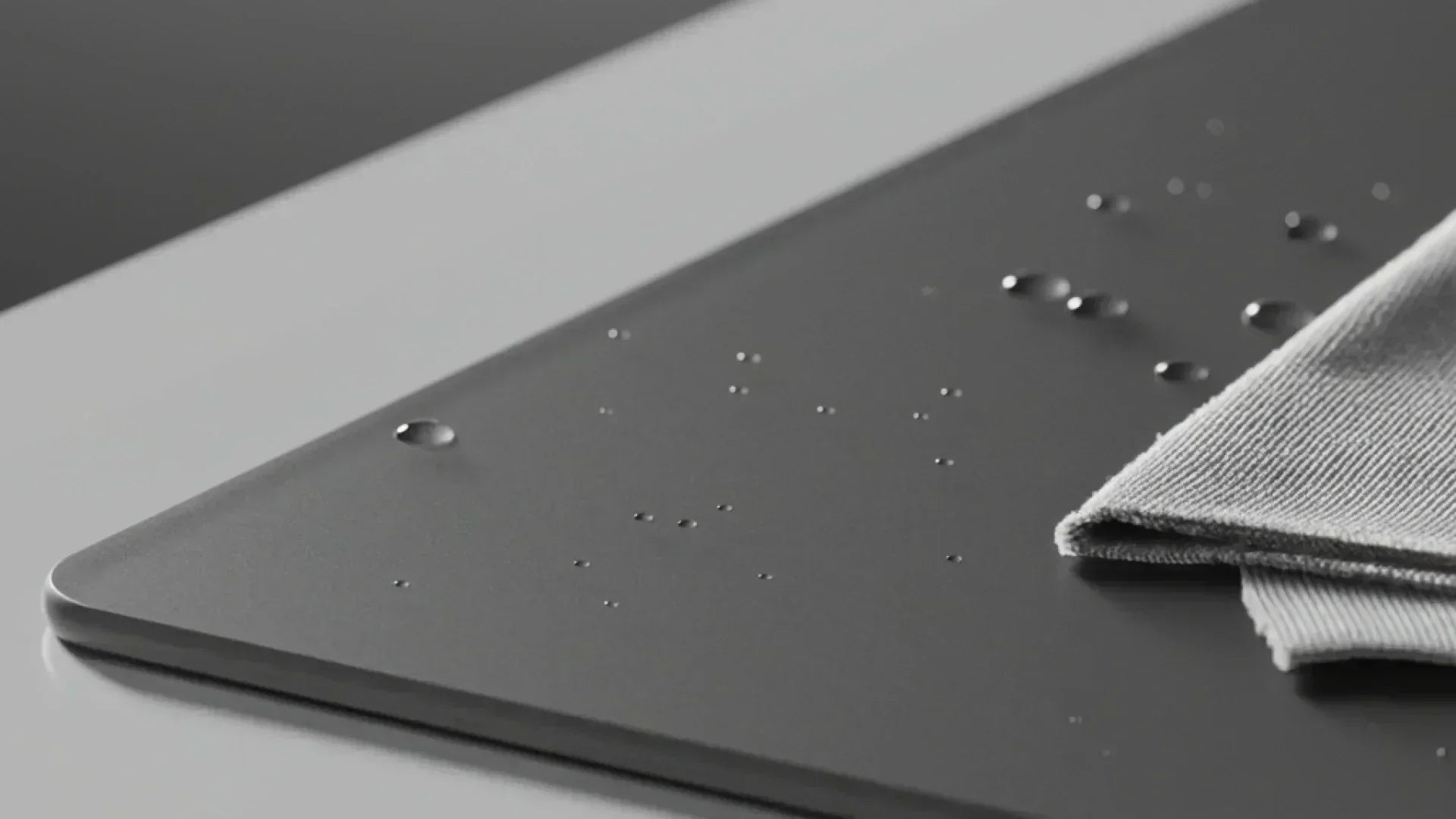 When to Clean Your Mousepad!