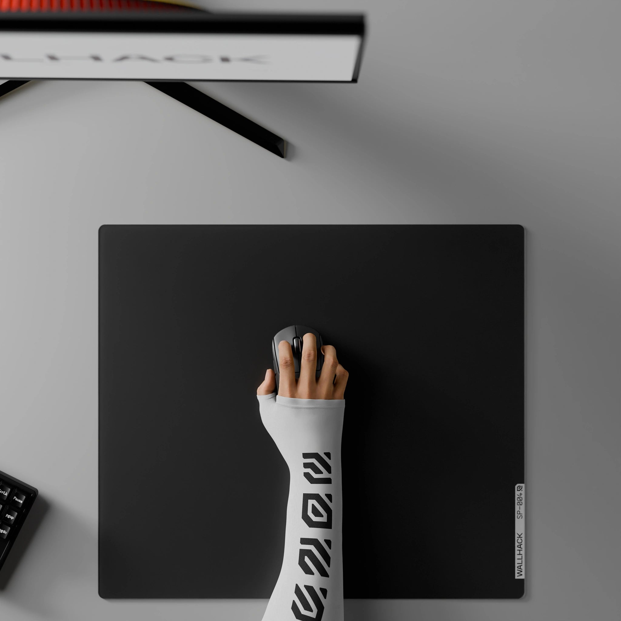 Sleeve - Wallhack Column